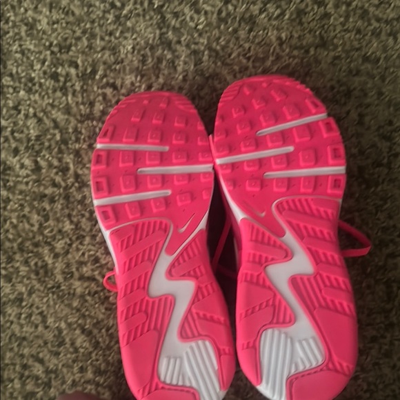 Nike Pink and White Sneakers Low-Top Casual Air Max Size 10 - Picture 3 of 5